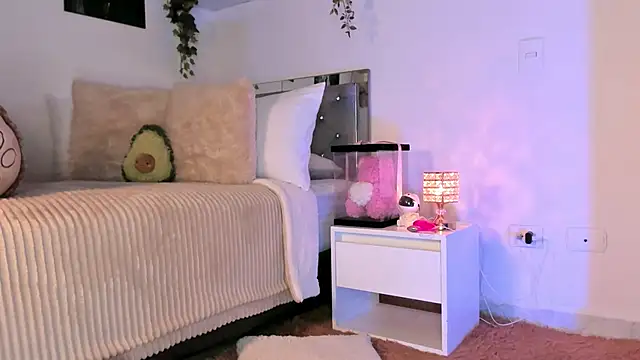 Alissonroses online show from September 22, 10:01 pm