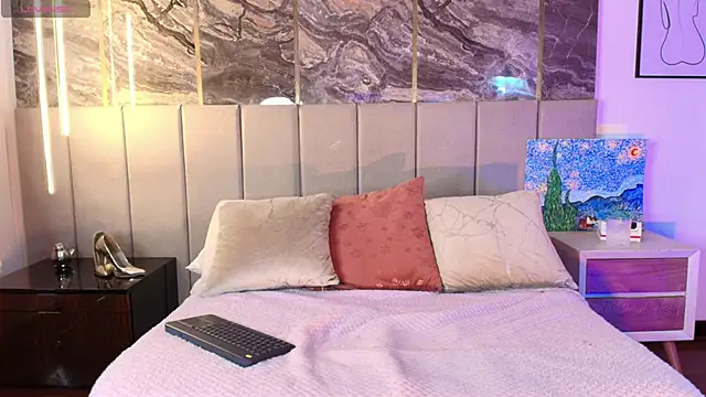 Sienna Blake  online show from March 27, 2:17 pm