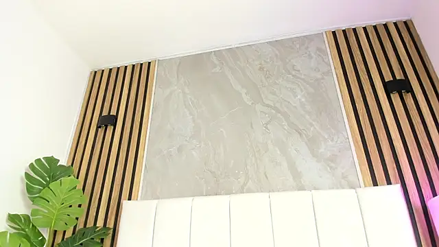 Samantha Good online show from November 24, 12:16 pm