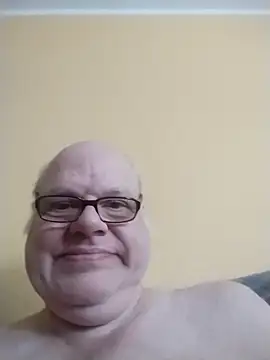 Snapshot of jk6t chatting on February 6, 11:02 am jk6t online show from February 6, 11:02 am