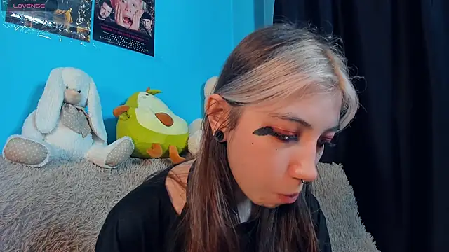  Mindy  online show from February 18, 6:26 am