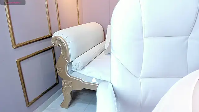 PerlaPreciosa online show from March 11, 3:48 am