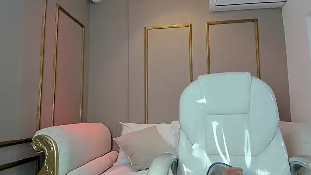 PerlaPreciosa online show from December 18, 4:07 am