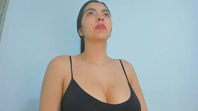 Snapshot of nathyy_garcia chatting on November 22, 4:11 am nathyy garcia online show from November 22, 4:11 am