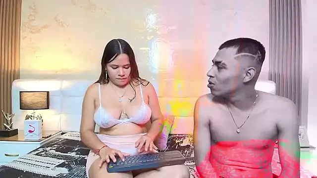 Laura And  Andres online show from January 8, 12:29 pm