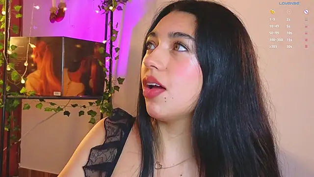 Snapshot of Sweet_Nyx chatting on December 29, 8:58 pm Sweet Nyx online show from December 29, 8:58 pm