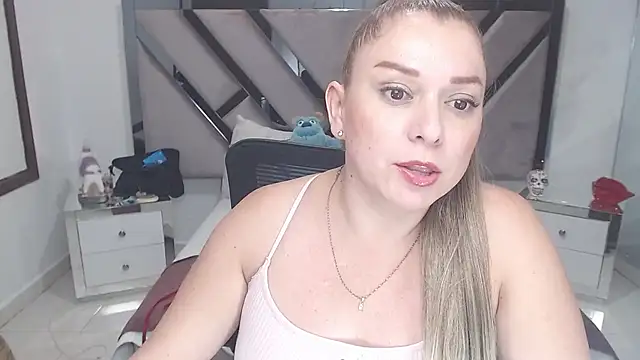 natalia5560 online show from March 11, 5:57 pm