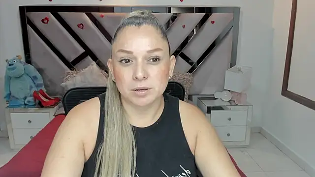 natalia5560 online show from October 18, 2:07 pm