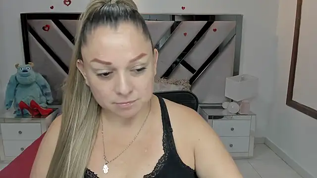 natalia5560 online show from October 26, 1:06 pm