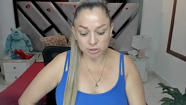 natalia5560 online show from November 9, 1:31 pm