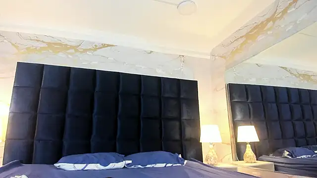 loladupont online show from March 13, 3:13 am