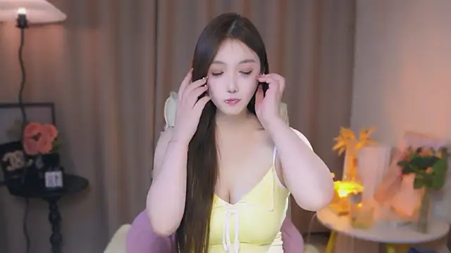 Snapshot of zhdhdbdkx chatting on December 22, 11:52 pm zhdhdbdkx online show from December 22, 11:52 pm