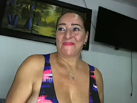 claudiaa B online show from February 13, 12:46 am