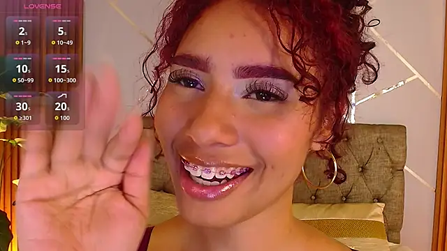 charlottee white online show from March 31, 9:59 pm