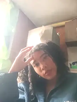 Snapshot of kattyandericc chatting on March 6, 6:59 pm kattyandericc online show from March 6, 6:59 pm