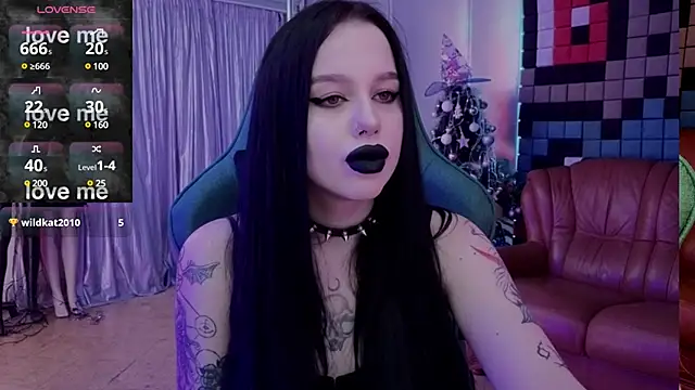 Snapshot of alexx_succubus chatting on December 20, 4:31 am alexx succubus online show from December 20, 4:31 am