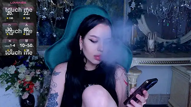 Snapshot of alexx_succubus chatting on January 8, 8:27 am alexx succubus online show from January 8, 8:27 am