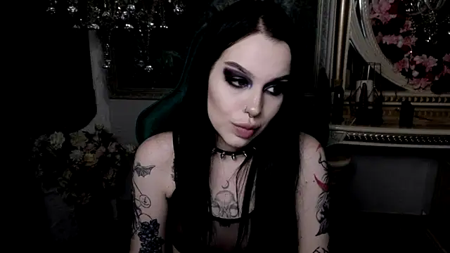 Snapshot of alexx_succubus chatting on February 23, 8:44 pm alexx succubus online show from February 23, 8:44 pm