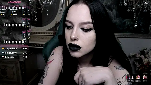 Snapshot of alexx_succubus chatting on March 4, 11:43 pm alexx succubus online show from March 4, 11:43 pm