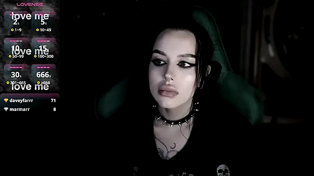 Snapshot of alexx_succubus chatting on March 14, 1:48 am alexx succubus online show from March 14, 1:48 am