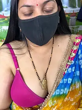 FlatVincy4 online show from November 18, 4:00 pm