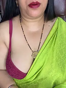 FlatVincy4 online show from November 27, 4:03 am