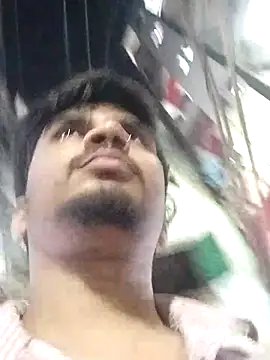 Snapshot of dannyD06969 chatting on February 25, 2:33 pm dannyD06969 online show from February 25, 2:33 pm