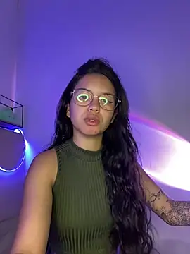 Rosita forever  online show from February 24, 1:10 pm