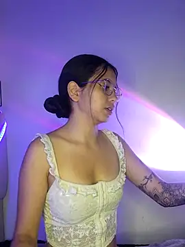 Rosita forever  online show from March 10, 3:30 pm