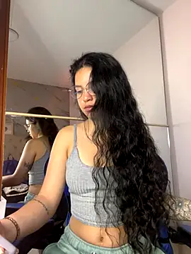 Rosita forever  online show from November 22, 3:22 pm