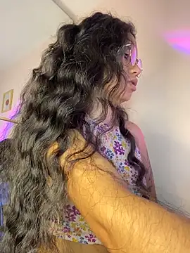 Rosita forever  online show from March 23, 2:10 pm