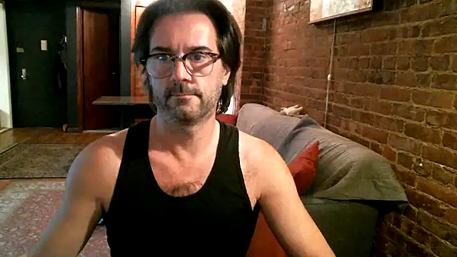 Johnny Bottoms online show from December 20, 6:56 pm