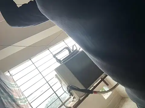 Snapshot of GildanK18 chatting on January 22, 9:02 am GildanK18 online show from January 22, 9:02 am