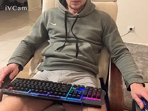 Snapshot of garihazar chatting on October 31, 3:35 pm garihazar online show from October 31, 3:35 pm