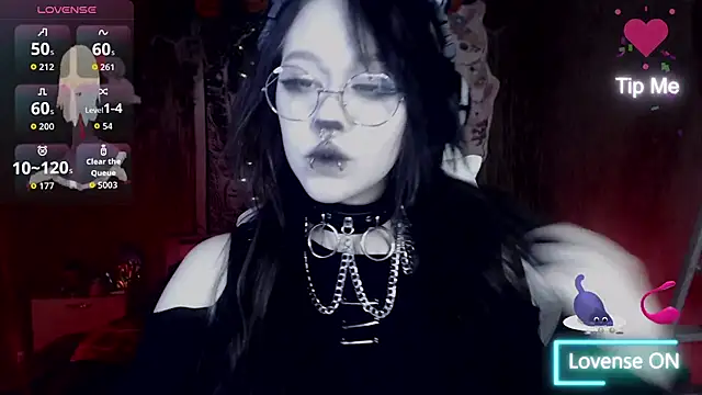 Snapshot of chloe_crystall_killer chatting on October 20, 11:54 am chloe crystall killer online show from October 20, 11:54 am