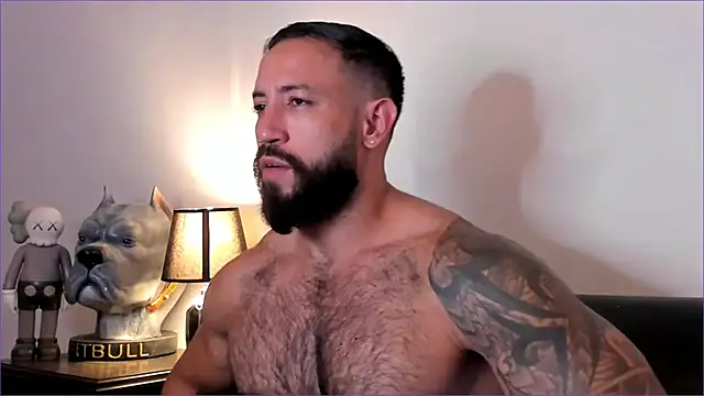 BradLeon  online show from December 4, 4:22 am