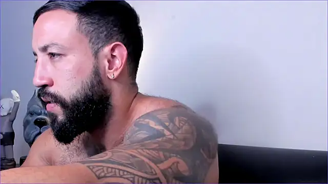 BradLeon  online show from December 14, 11:15 am