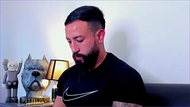 BradLeon  online show from January 6, 7:28 pm