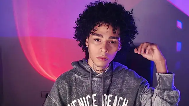 Snapshot of seven7xis chatting on January 25, 5:40 am seven7xis online show from January 25, 5:40 am