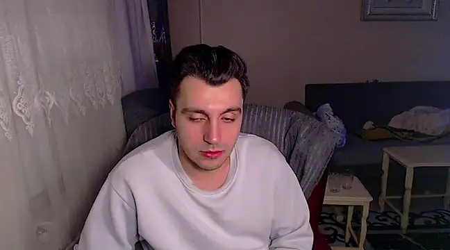 Snapshot of handsomeee04 chatting on January 19, 11:00 pm handsomeee04 online show from January 19, 11:00 pm