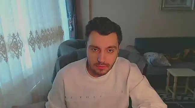 Snapshot of handsomeee04 chatting on February 5, 11:55 am handsomeee04 online show from February 5, 11:55 am