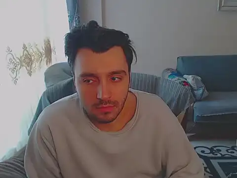 Snapshot of handsomeee04 chatting on February 23, 11:44 am handsomeee04 online show from February 23, 11:44 am
