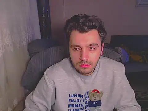 Snapshot of handsomeee04 chatting on February 23, 9:37 pm handsomeee04 online show from February 23, 9:37 pm