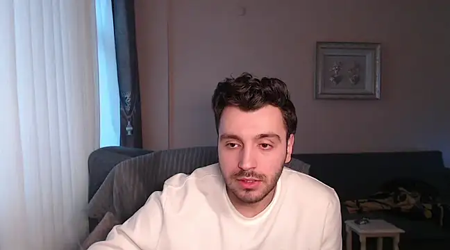 Snapshot of handsomeee04 chatting on March 20, 4:29 am handsomeee04 online show from March 20, 4:29 am