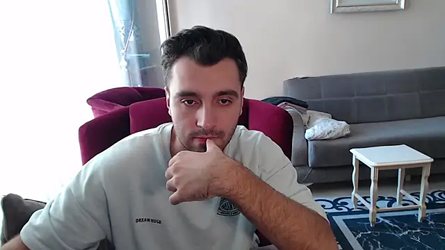 Snapshot of handsomeee04 chatting on September 23, 2:42 pm handsomeee04 online show from September 23, 2:42 pm