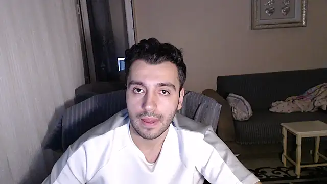 Snapshot of handsomeee04 chatting on September 30, 12:59 am handsomeee04 online show from September 30, 12:59 am