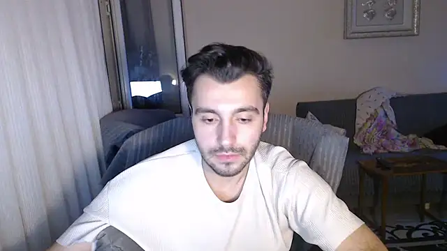 Snapshot of handsomeee04 chatting on October 5, 9:24 pm handsomeee04 online show from October 5, 9:24 pm