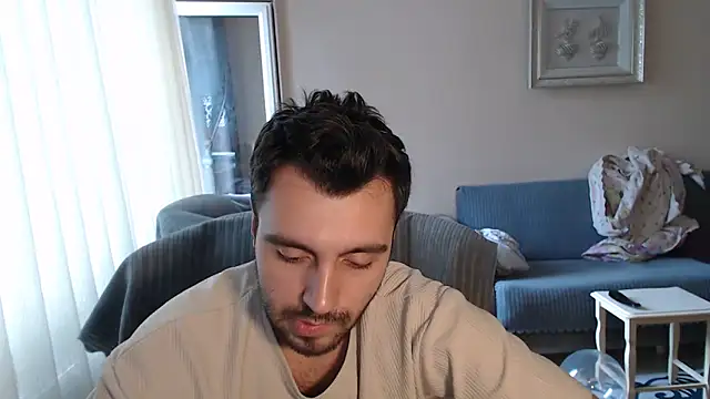 Snapshot of handsomeee04 chatting on October 6, 2:58 pm handsomeee04 online show from October 6, 2:58 pm