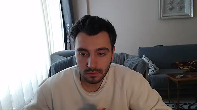 Snapshot of handsomeee04 chatting on October 12, 1:10 pm handsomeee04 online show from October 12, 1:10 pm