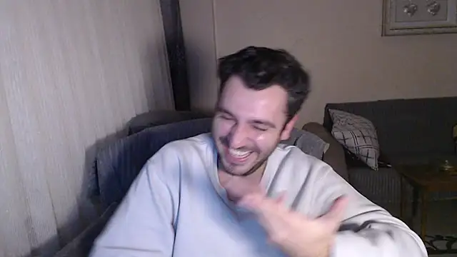 handsomeee04 online show from October 27, 4:11 pm